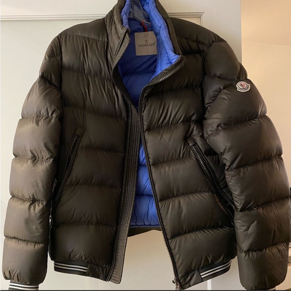 Moncler Jacket size 3(Medium)